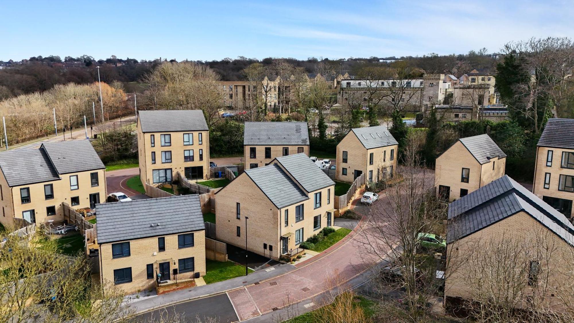 Mersey Way, Spacious 3 Bed Home, Close To Sheffield City Centre & Free Driveway Parking - Perfect For Workers, Groups & Families - Hosted By Stay Host Save Exterior photo